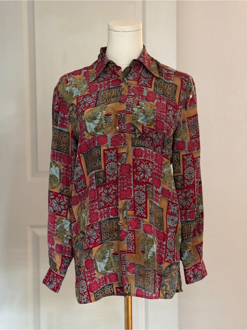 100% Silk Vintage Patterned Button-Up Blouse